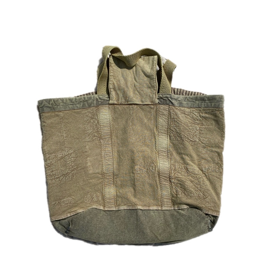 WE THE FREE LAST CHANCE BIG TOTE IN GREEN TAN PATCHWORK NWT - Picture 14 of 15